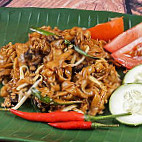 Char Kuey Teow Pokman food