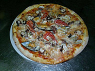 Pizzeria Fapi's food
