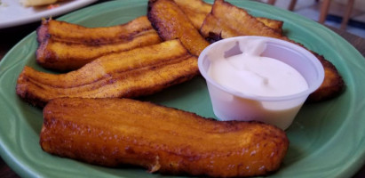 El Salvadoreño food