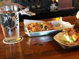 Fifth Street Brew Pub food