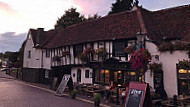 Welsh Harp outside