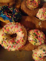 Winchell's Doughnut House food