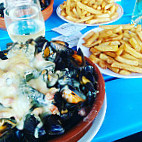 La Cave Aux Moules food