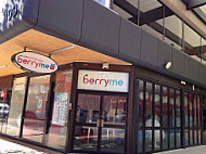 Berryme outside