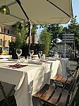 7 Place St-Sernin food