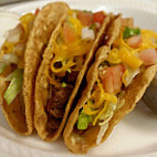 Cesar's Tacos food