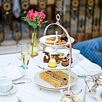 Afternoon Tea at The Lanesborough food