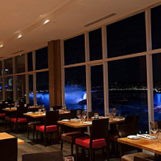 Windows by Jamie Kennedy Fresh Grill & Winebar