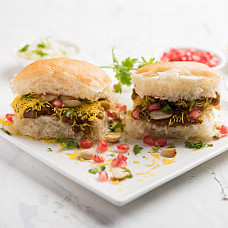 Shree Mewad Vadapav Dabeli