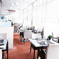 Upper Deck Restaurant