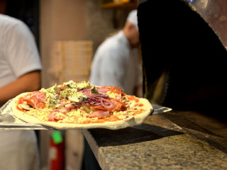 Pizza Alla Mozzarella Cantina