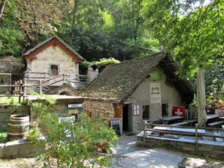 Grotto del Mulo