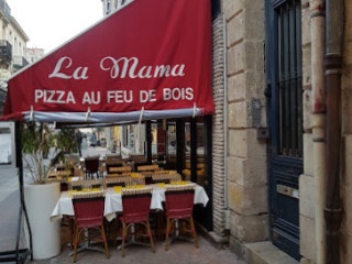 La Mama