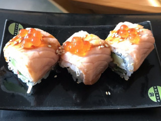 Sakura Kaiten Sushibar