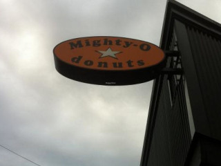 Mighty-O Donuts