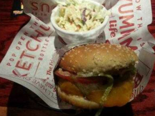 Red Robin Gourmet Burgers And Brews