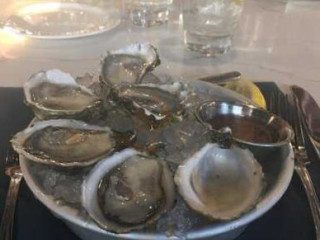 Taylor Shellfish Oyster Bellevue