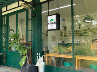 Kwan Cafe