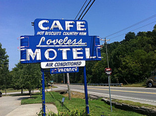 Loveless Cafe