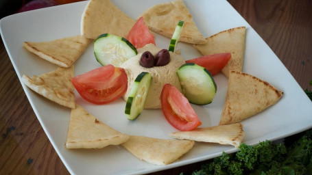 Pita Bread And Hummus