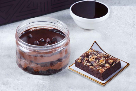 Death By Chocolate Cake Jar Hazelnoot Brownie Combo