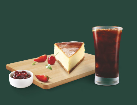 Tall Cold Brew Black Met New York Cheesecake
