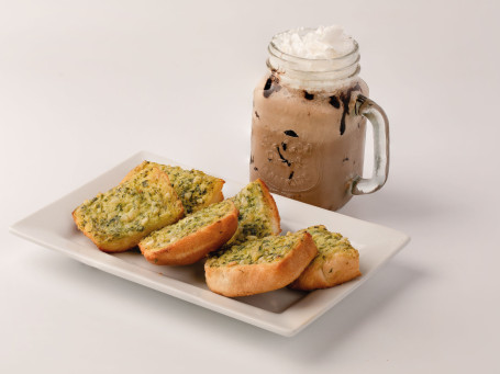 Smokey Dark Chocolate Coffee Frappe N Knoflookbrood