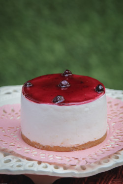Classic Blueberry Cheesecake