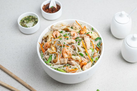 Mixed Mein Fun (Rice Noodles)