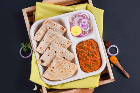 Kip Kheema Volkoren Chapati Lunchbox