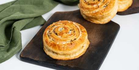 Spinach Feta Pinwheel Puff