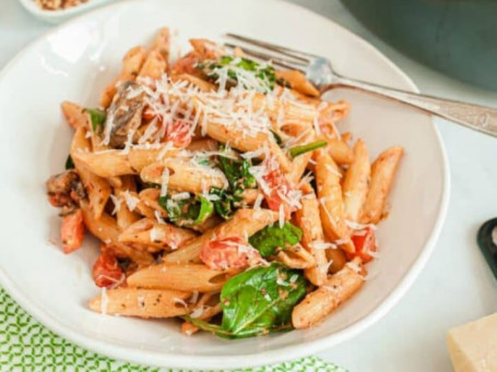 Penne Rose With Parmesan Crusted Chicken