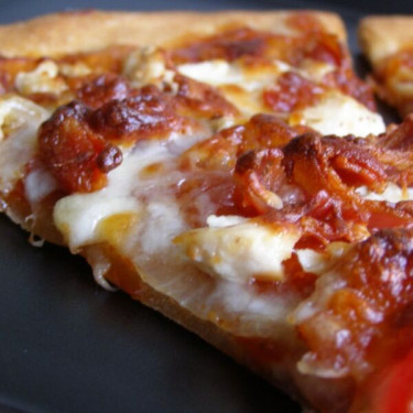 Barbecue Kip Pizza