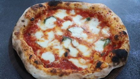 Margherita Con Bufala Pizza