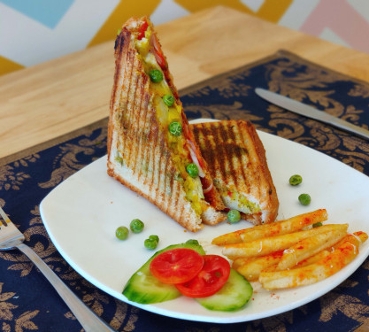 Mix.aloo Veg Grill Sandwich