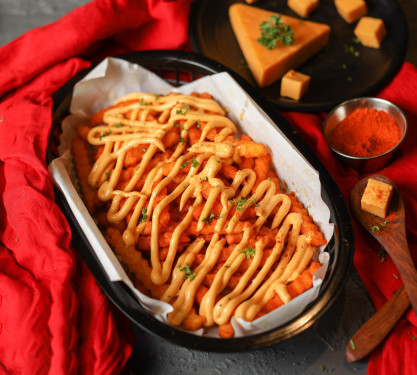 Cheesy Chicken Peri-Peri Fries