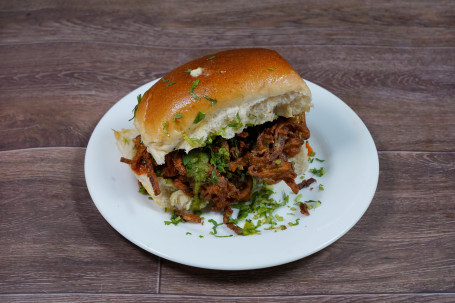 Onion Bhajiya Pao