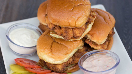 Southern Fried Chicken Sliders Met Frieten