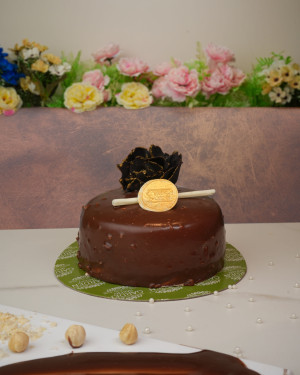 Ferraro Rocher Cake-500G