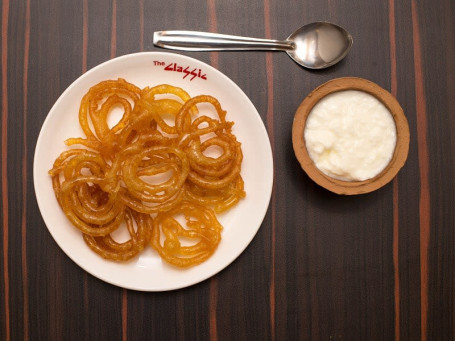 Jalebi (100 Gms) Dahi (100 Gms)