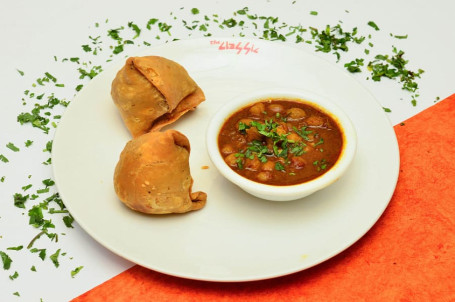 Samosa (2 Pcs) With Chole