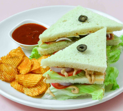 Vegetable Club Sandwich 1