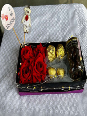 Be My Valentine Hamper