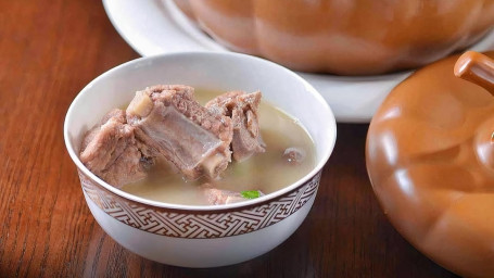 Pork Ribs With Three Mushroom Soup