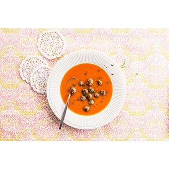 Tomato Soup With Meatballs