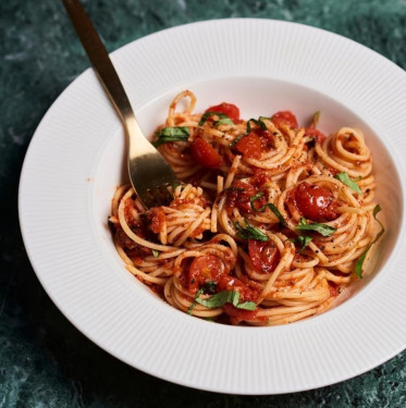 Veganistische Spaghetti Pomodoro (Ve)