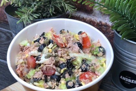 Tuna Salad Nicoise Bowl With French Dressing