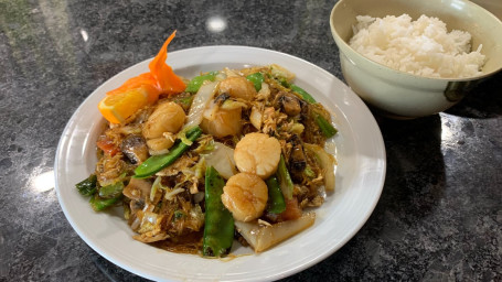 27. Pad Woon Sen (Clear Noodles)