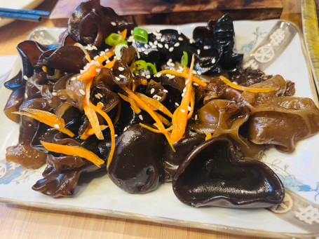Black Fungus Salad Lǎo Cù Mù Ěr