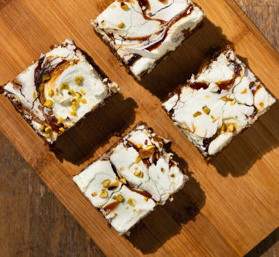 Vegan Carrot Cake With Pistachio